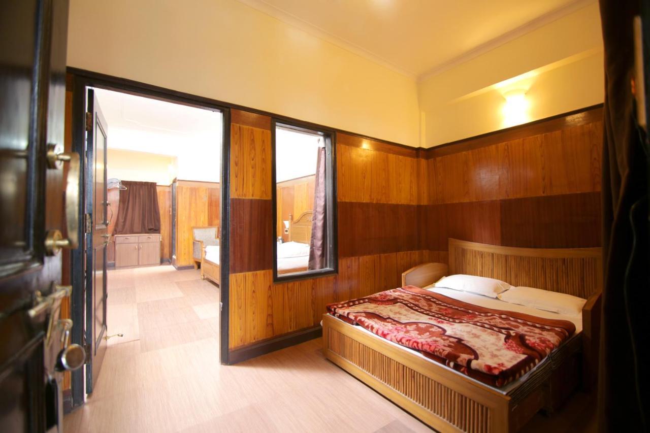 Ashokas Naini Chalet Nainital Zimmer foto